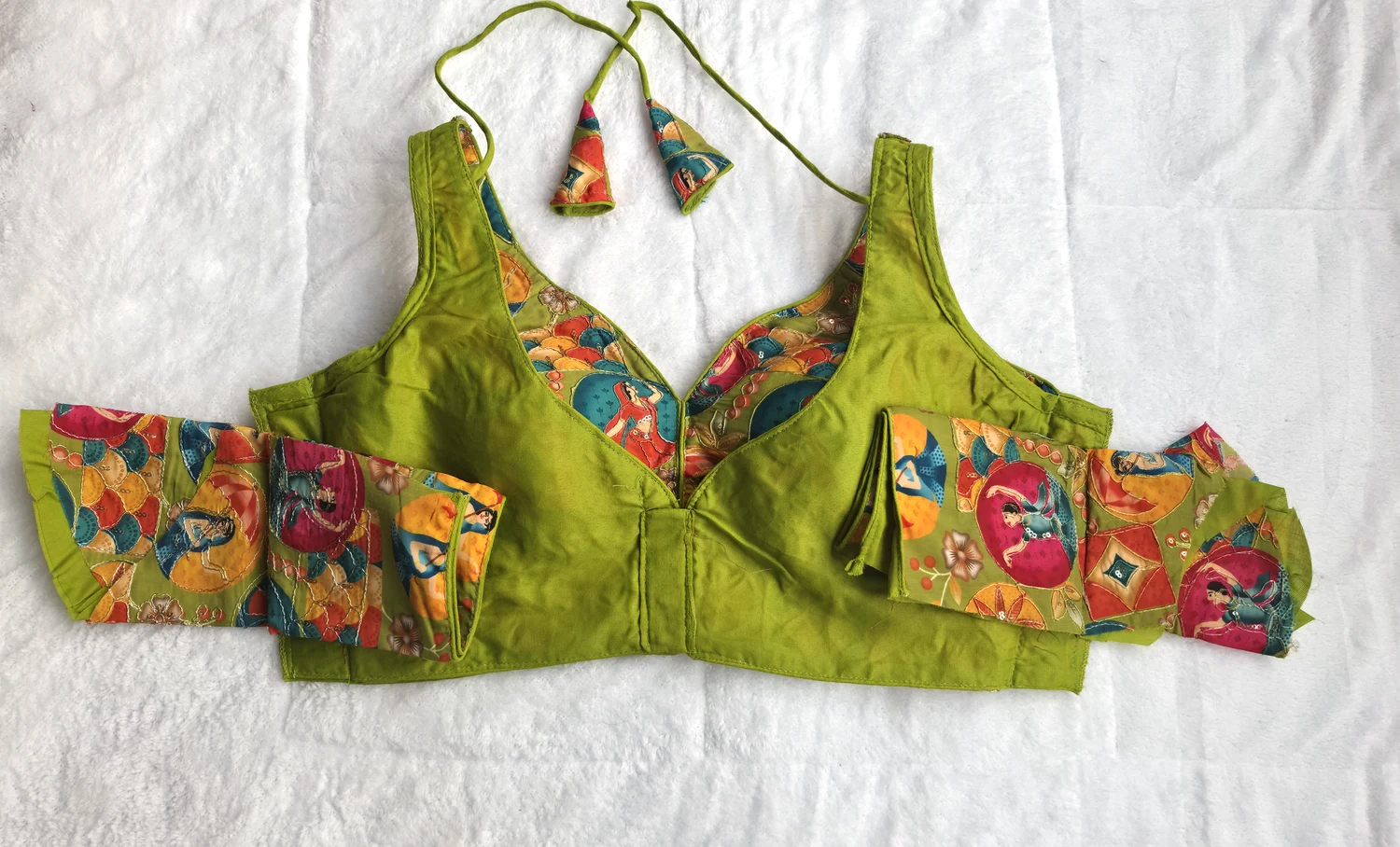 Meher Parrot Green Kalamkari Print Blouse, sleeves view